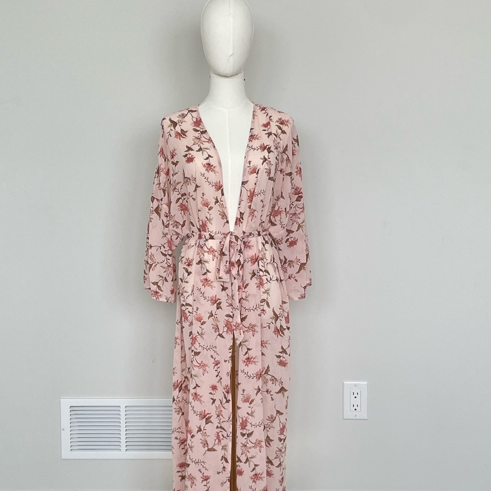 Forever 21 Blush Floral blouse jacket